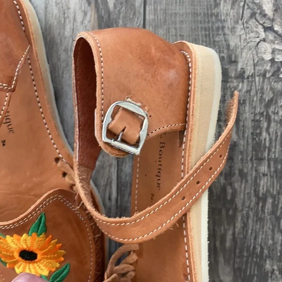 Huaraches - Picture 6 of 6